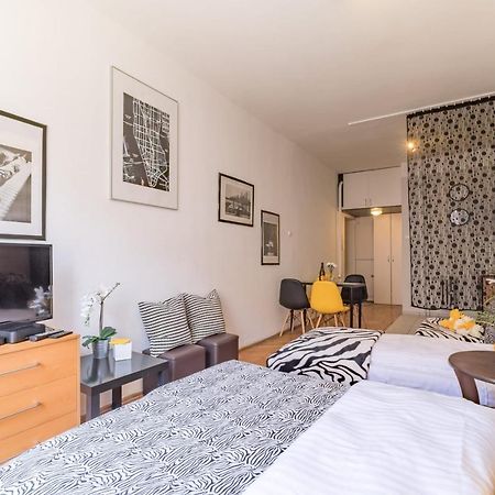 Rent Like Home - Olawska 1 Wroclaw Exterior photo